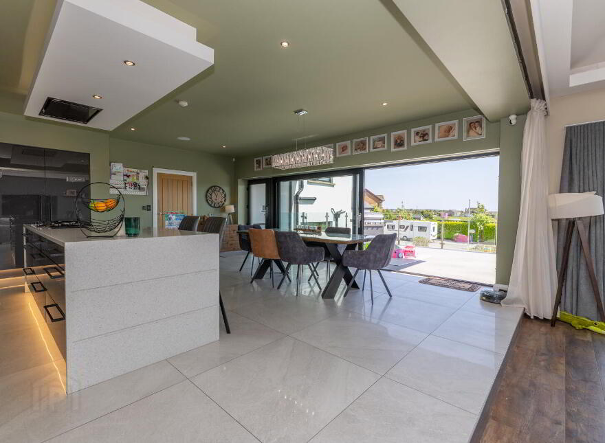 65 Moor Road, Kilkeel, Newry, BT34 4NQ