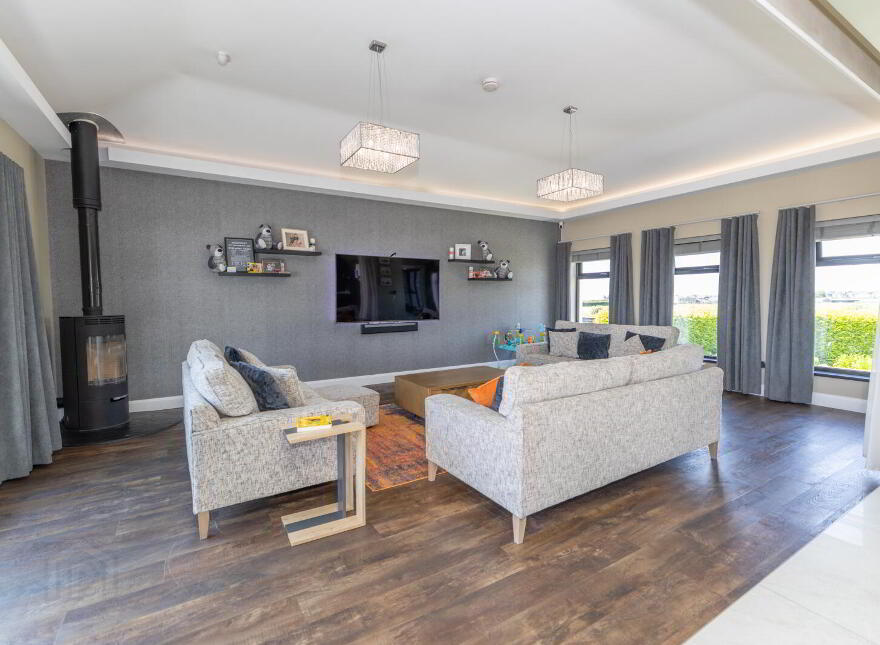 65 Moor Road, Kilkeel, Newry, BT34 4NQ