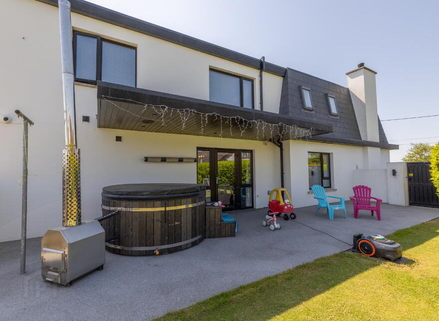 65 Moor Road, Kilkeel, Newry, BT34 4NQ