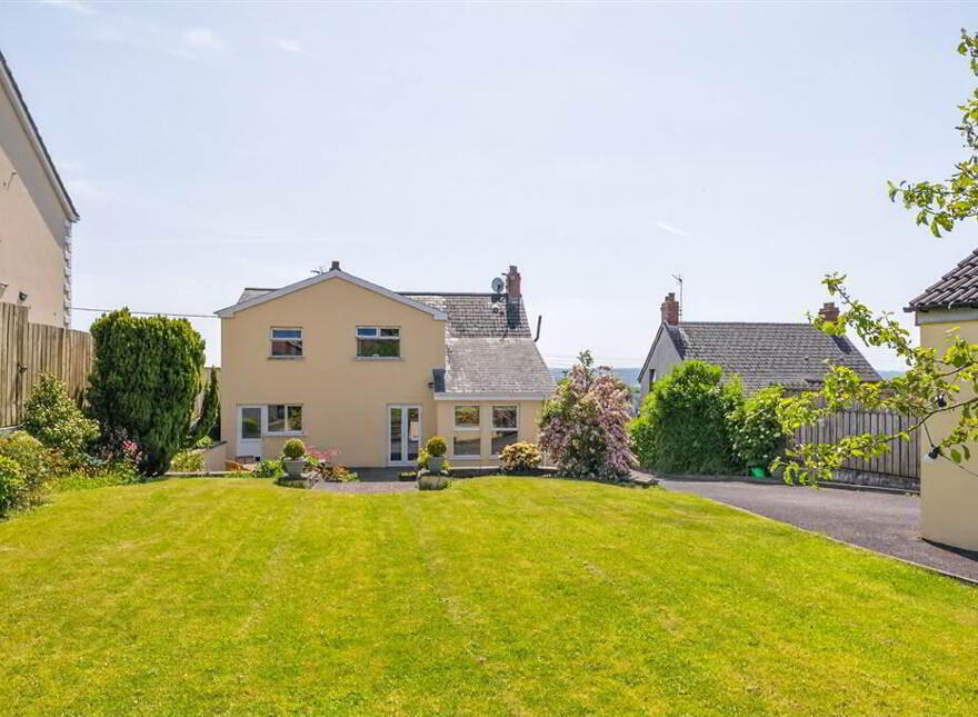 54 Nettlehill Road, Lisburn, BT28 3HE