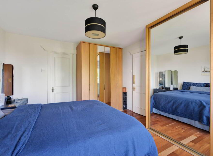 12 Royal Lodge Avenue, Belfast, BT8 7YR