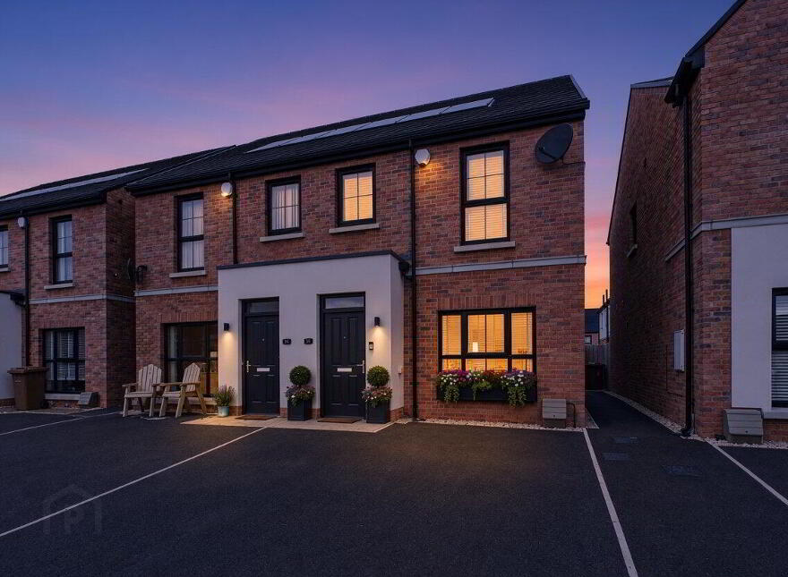 16 Carleton Bridge Way, Newtownards, BT23 4EL