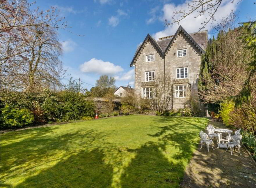 'Kinnaird House', 6 Bank Terrace, Caledon, BT68 4TR