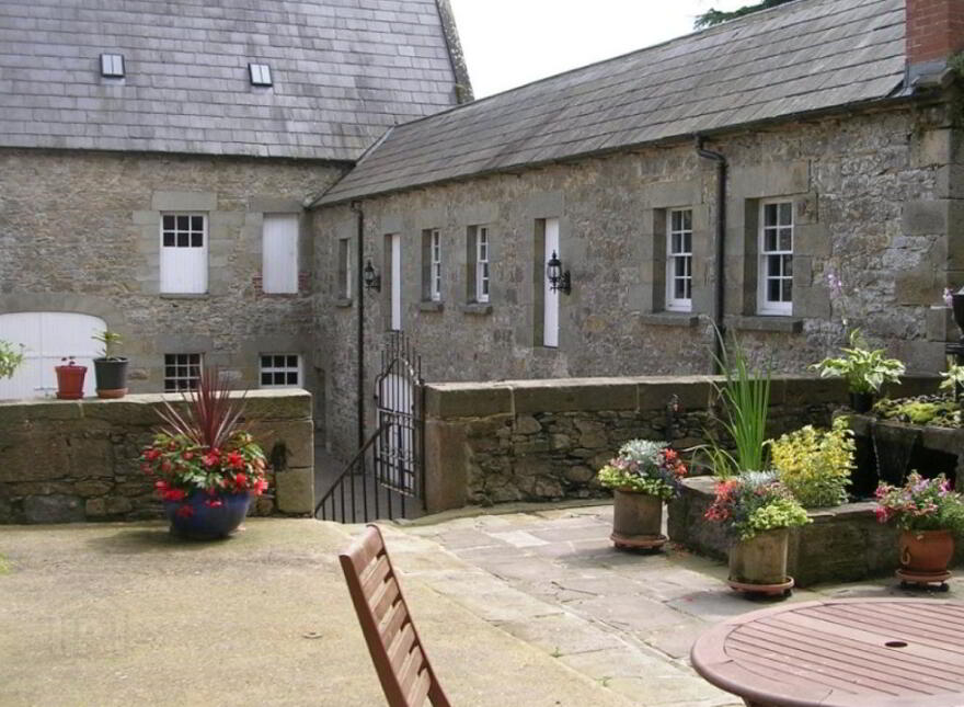 'Kinnaird House', 6 Bank Terrace, Caledon, BT68 4TR