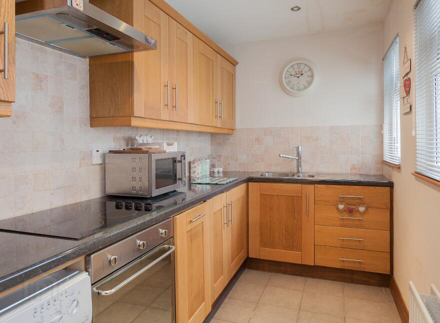 38 Meadowbank Place, Lisburn Road, South Belfast, Belfast, BT9 7FF