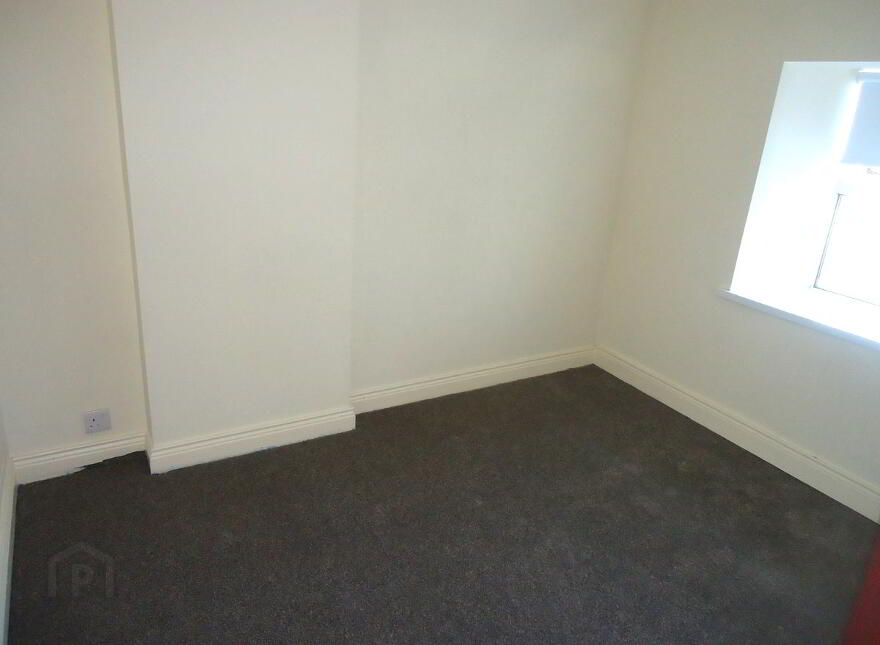 6 Upper Main Street, Roslea, BT92 7PP