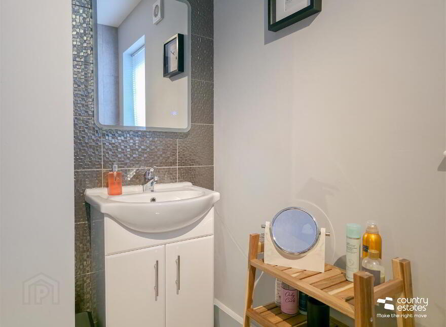 134 Farm Lodge Park, Greenisland, Carrickfergus, BT38 8ZG