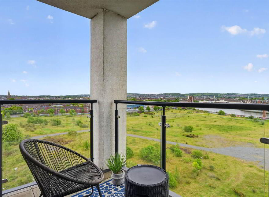 Apt 17 The Sandford, 37 Bridge End, Belfast, BT5 4AW