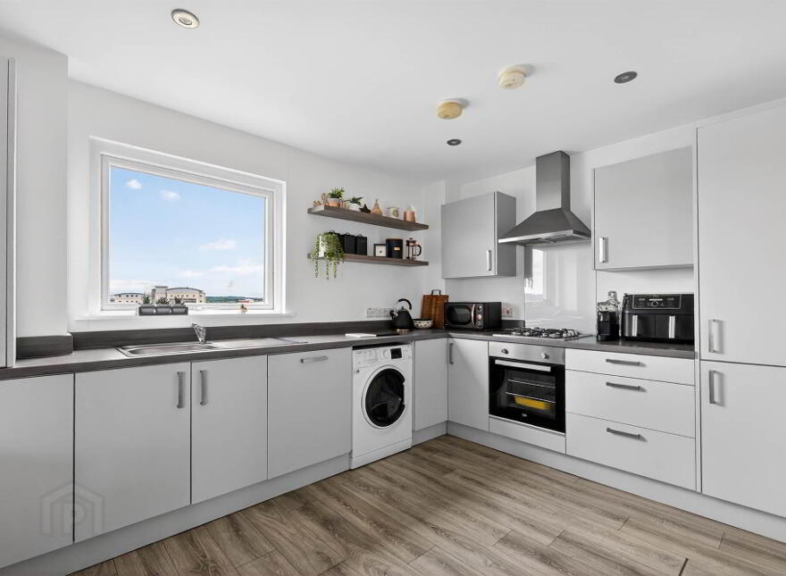 Apt 17 The Sandford, 37 Bridge End, Belfast, BT5 4AW