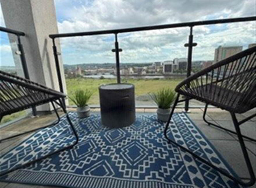 Apt 17 The Sandford, 37 Bridge End, Belfast, BT5 4AW