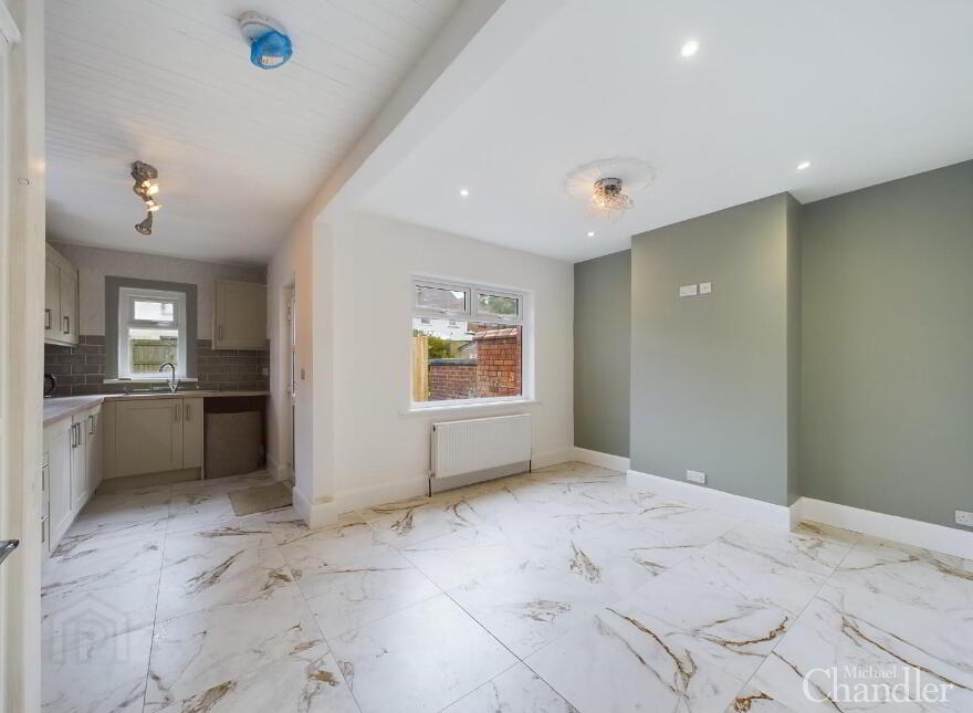 19 Mount Merrion Drive, Belfast, BT6 0FX
