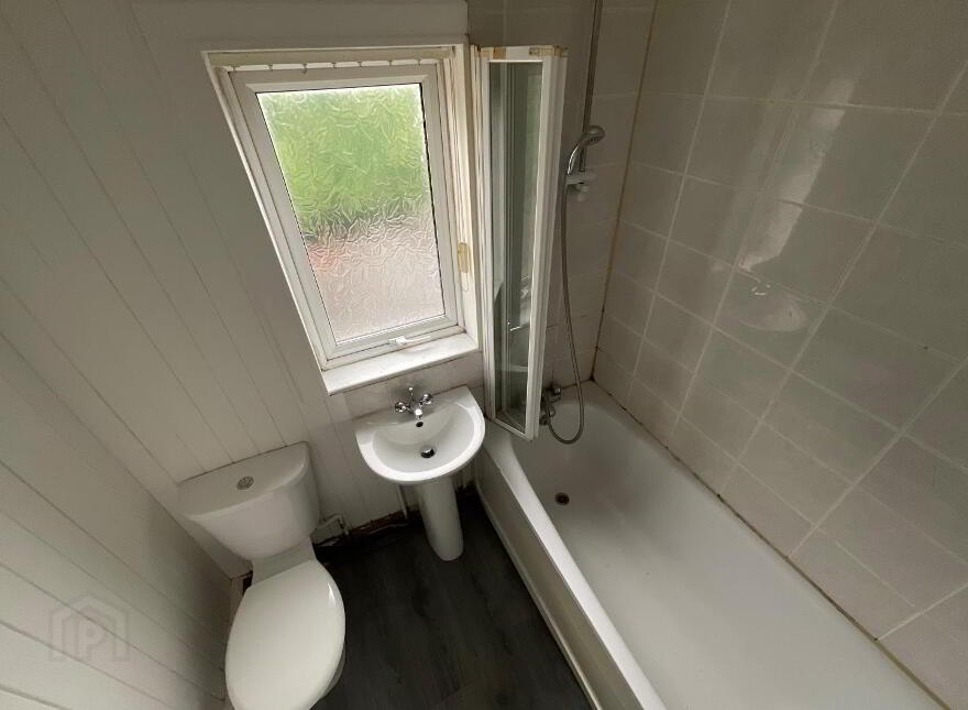24 Hesketh Park, Belfast, BT14 7JR