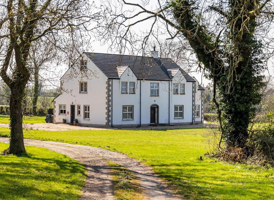 31B Lough Road, Ballinderry Upper, Lisburn, BT28 2JY
