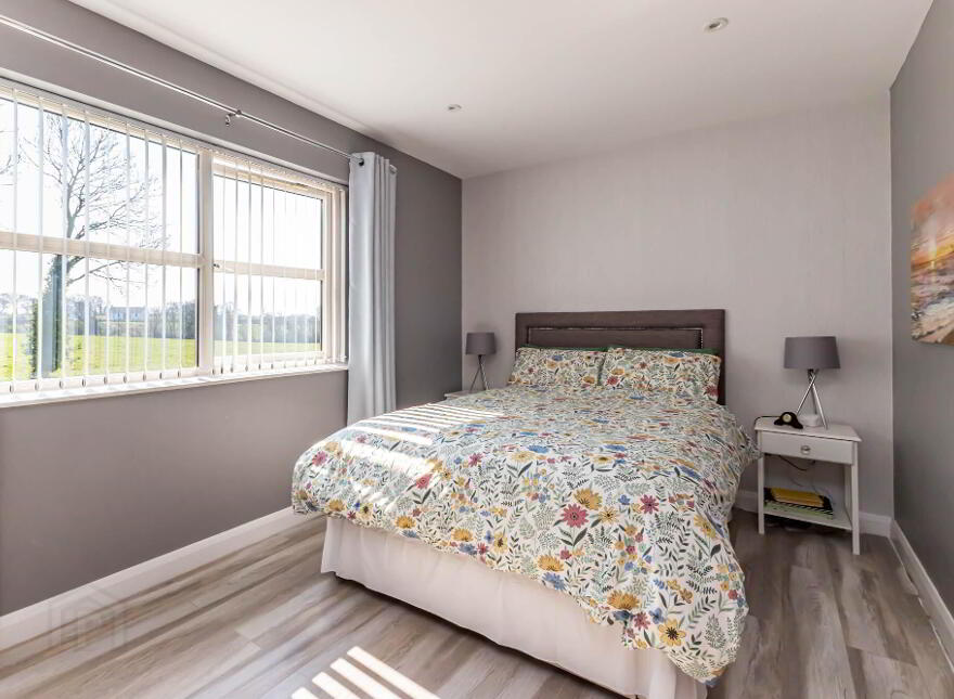 31B Lough Road, Ballinderry Upper, Lisburn, BT28 2JY