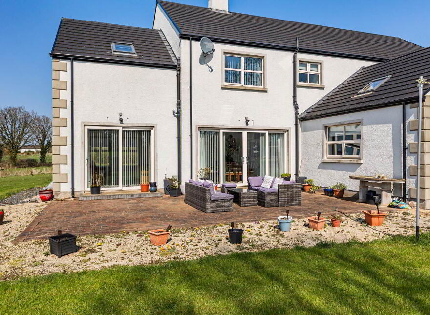 31B Lough Road, Ballinderry Upper, Lisburn, BT28 2JY