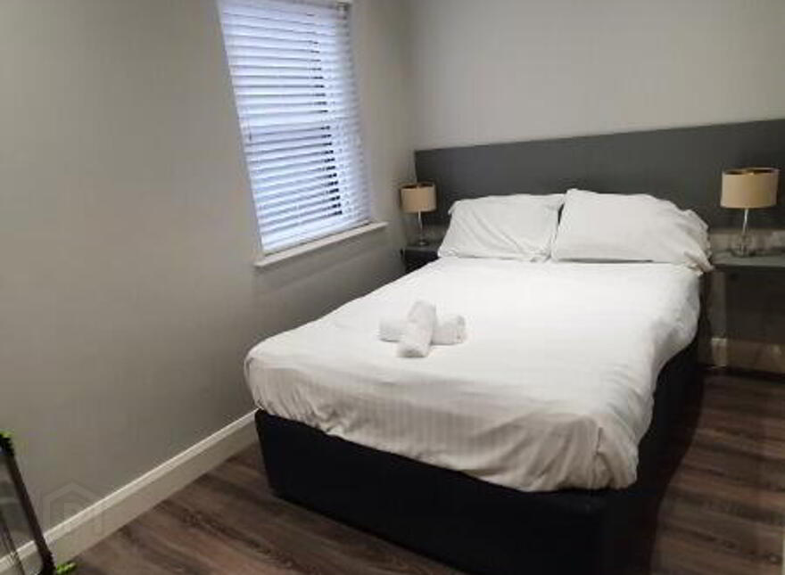 Apt 1, 61 Eglantine Avenue, Belfast, BT9 6EW