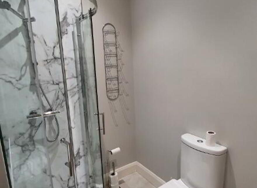Apt 1, 61 Eglantine Avenue, Belfast, BT9 6EW
