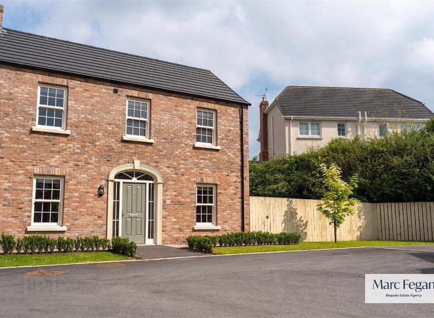 27 Tarry Wood, Lurgan, BT67 9NF