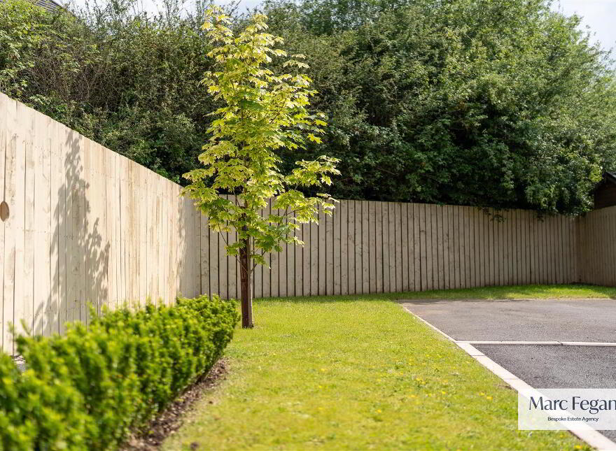 27 Tarry Wood, Lurgan, BT67 9NF