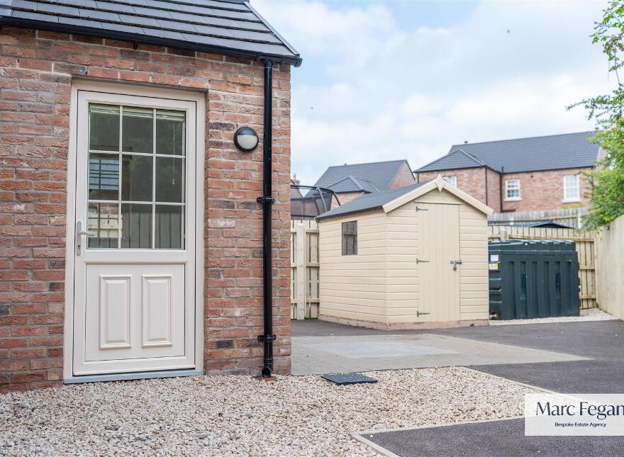 27 Tarry Wood, Lurgan, BT67 9NF