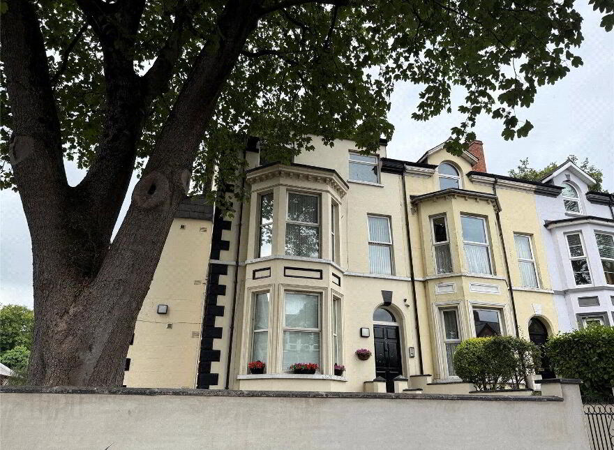 Flat E, 70 Woodvale Road, Belfast, BT13 3BU