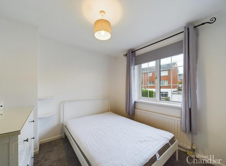16a Hanwood Drive, Dundonald, Belfast, BT16 1XX