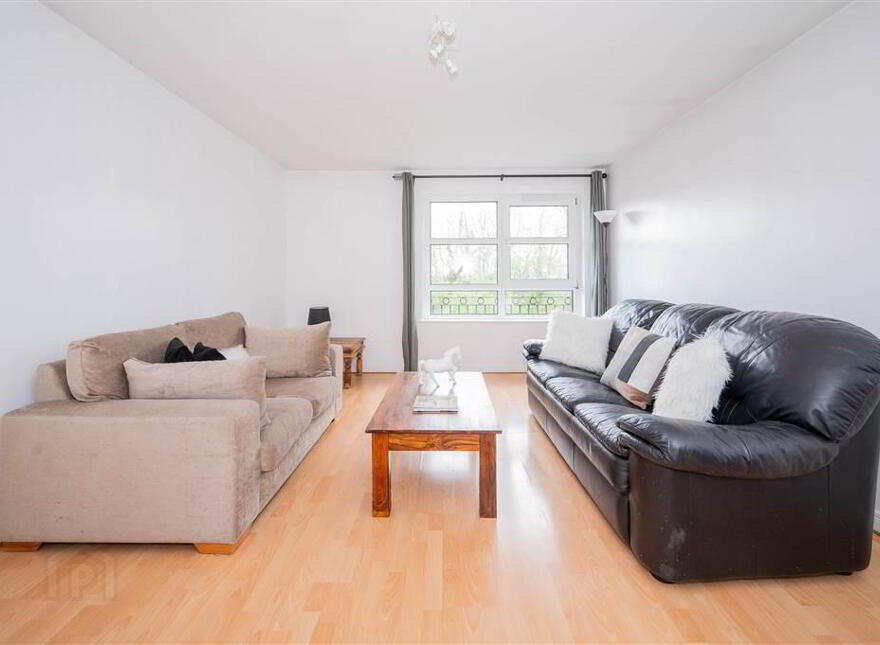 10 Richmond Avenue, Holywood, BT18 9TE