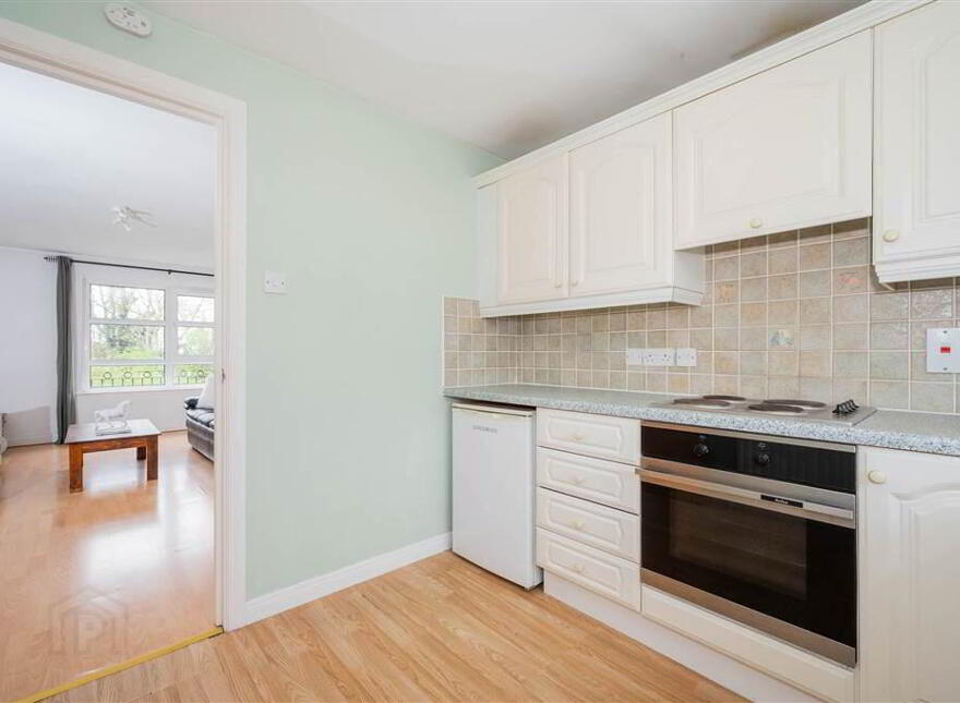 10 Richmond Avenue, Holywood, BT18 9TE