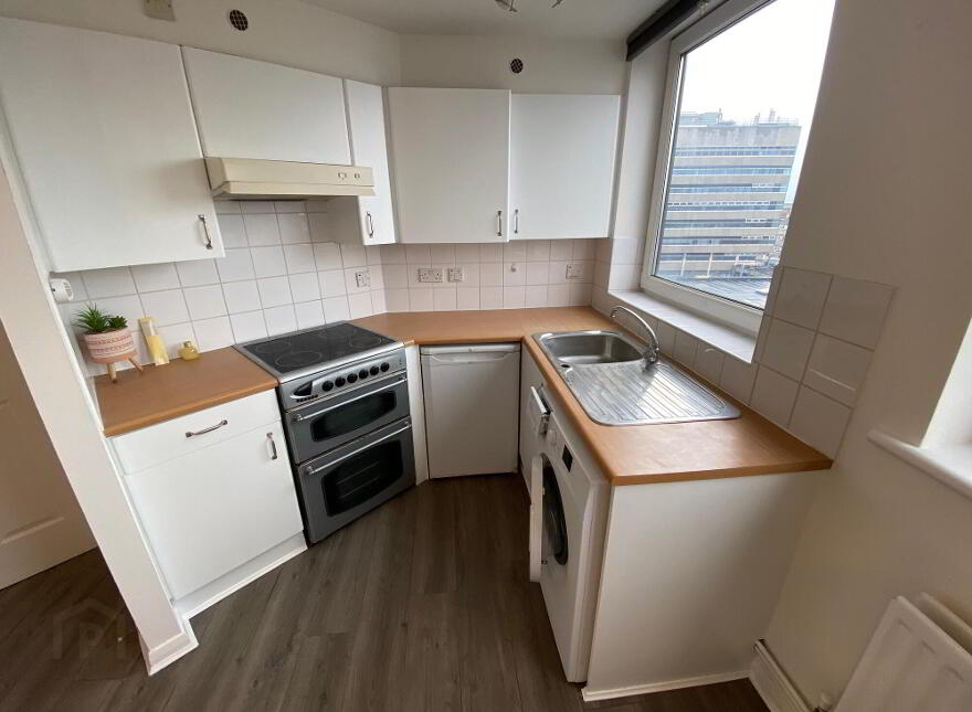 703 Bradbury Court, Jubilee Road, Off Lisburn Road, Belfast, BT9 7JL