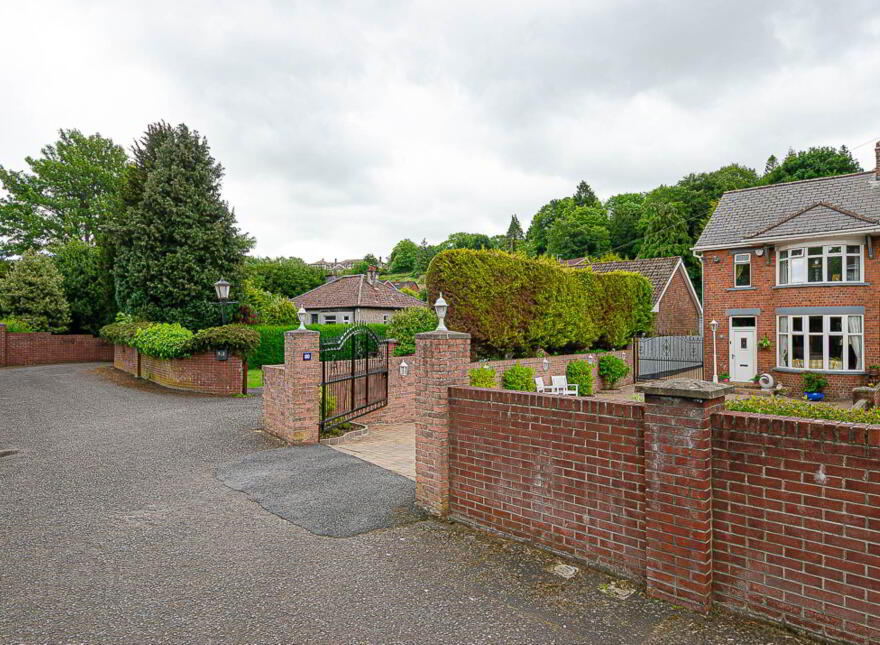 95 Old Dundonald Road, Dundonald, Belfast, BT16 1XT