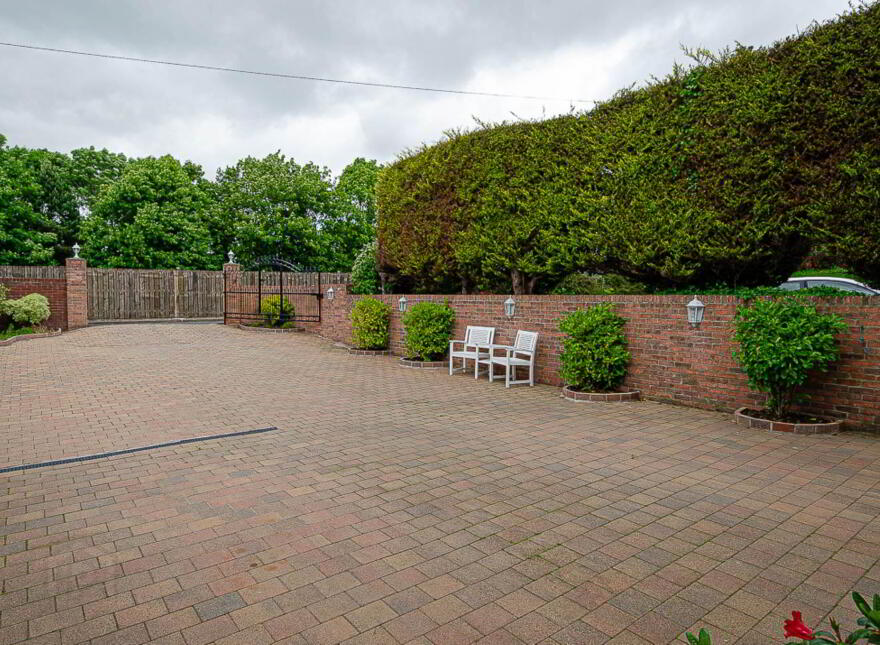 95 Old Dundonald Road, Dundonald, Belfast, BT16 1XT