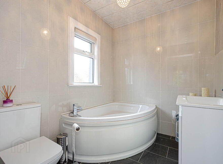 95 Old Dundonald Road, Dundonald, Belfast, BT16 1XT