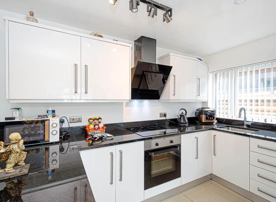 95 Old Dundonald Road, Dundonald, Belfast, BT16 1XT