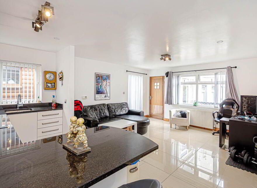 95 Old Dundonald Road, Dundonald, Belfast, BT16 1XT
