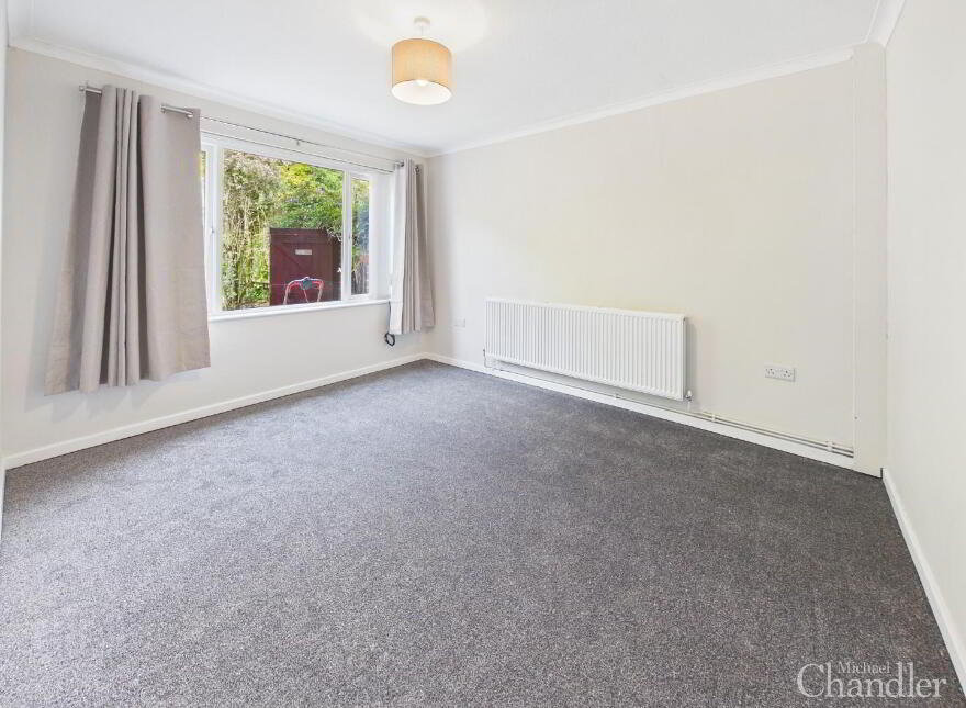 16 Garnerville Park, Belfast, BT4 2NY