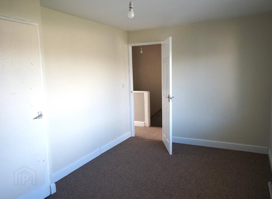 15 Linden Walk, Dunmurry, Belfast, BT17 9QW
