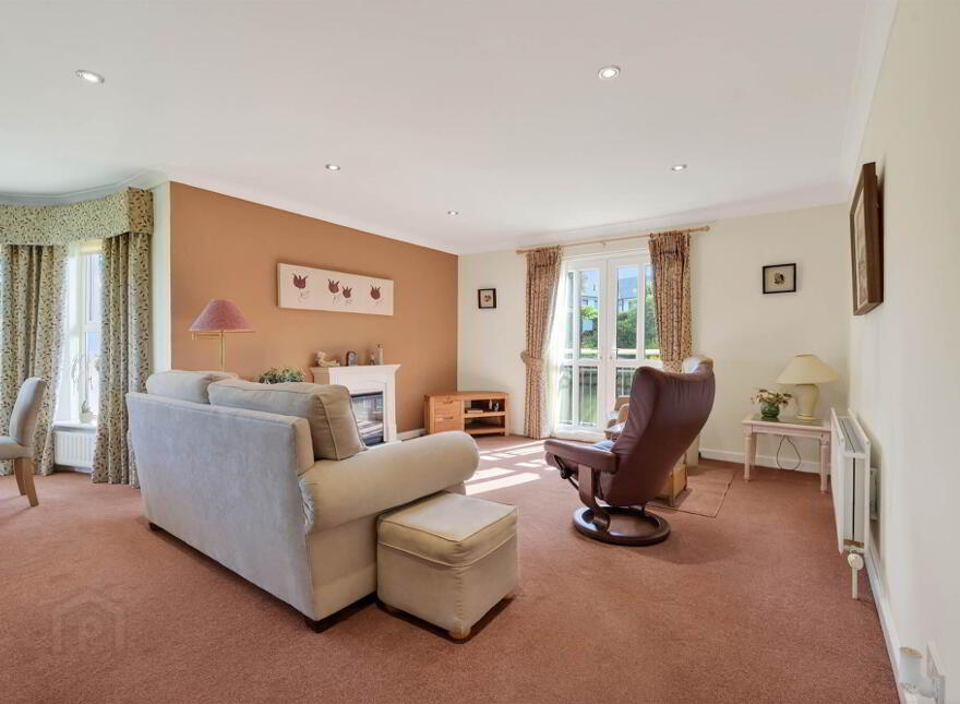 5 Bayside Apartments, 24 Ballyholme Road, Bangor, BT20 5JS