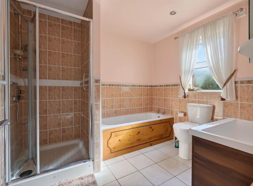 5 Bayside Apartments, 24 Ballyholme Road, Bangor, BT20 5JS