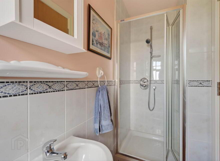 5 Bayside Apartments, 24 Ballyholme Road, Bangor, BT20 5JS