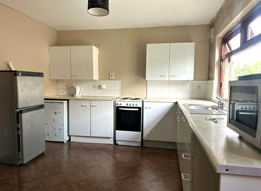42 Kinelowen Street, Keady, BT60 3SU