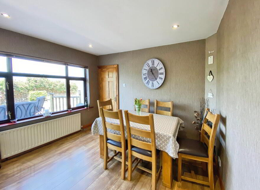 5 Riversdale Crescent, Coleraine, BT52 1QU