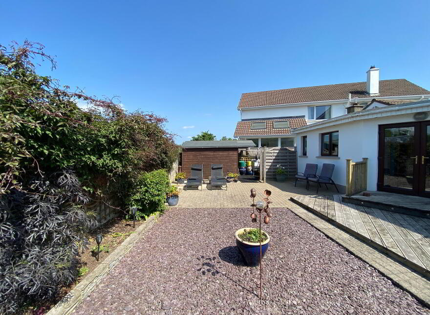 5 Riversdale Crescent, Coleraine, BT52 1QU