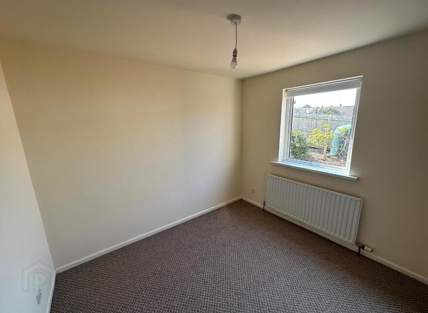 32 Hampton Rise, Dromore, BT25 1LX