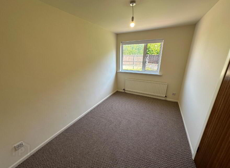 32 Hampton Rise, Dromore, BT25 1LX