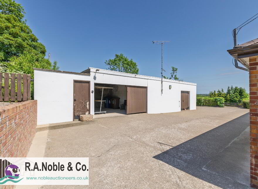 41 Old Omagh Road, Ballygawley, BT70 2EZ