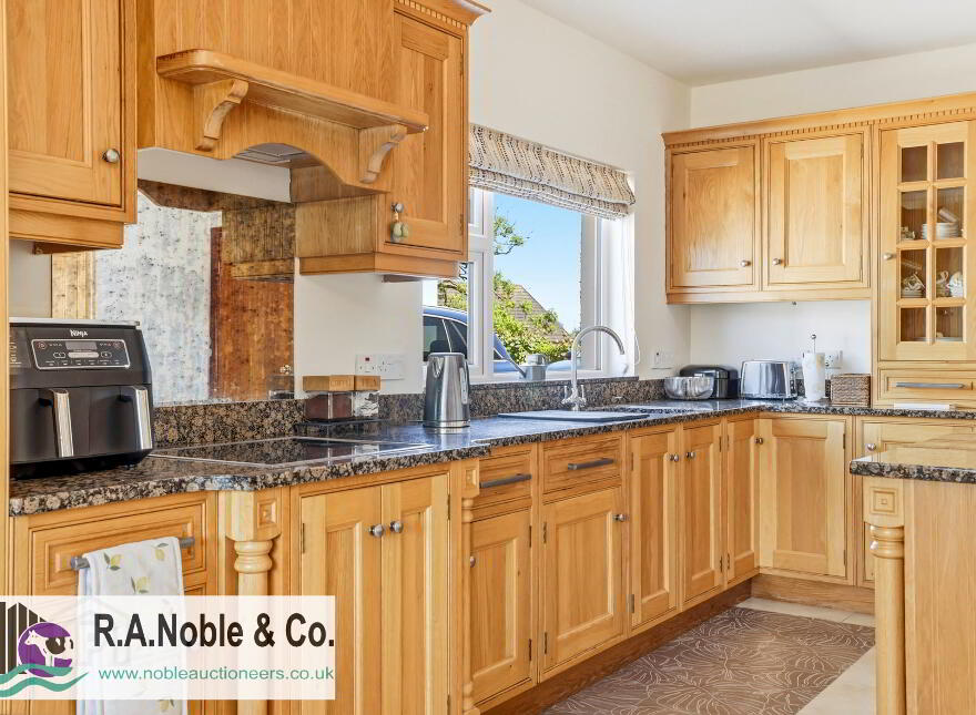 41 Old Omagh Road, Ballygawley, BT70 2EZ