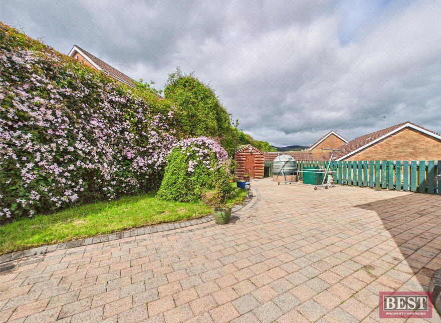 21 Cloghoge Heights, Newry, BT35 8BA