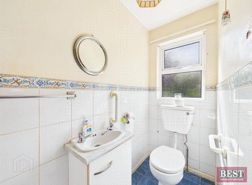 21 Cloghoge Heights, Newry, BT35 8BA