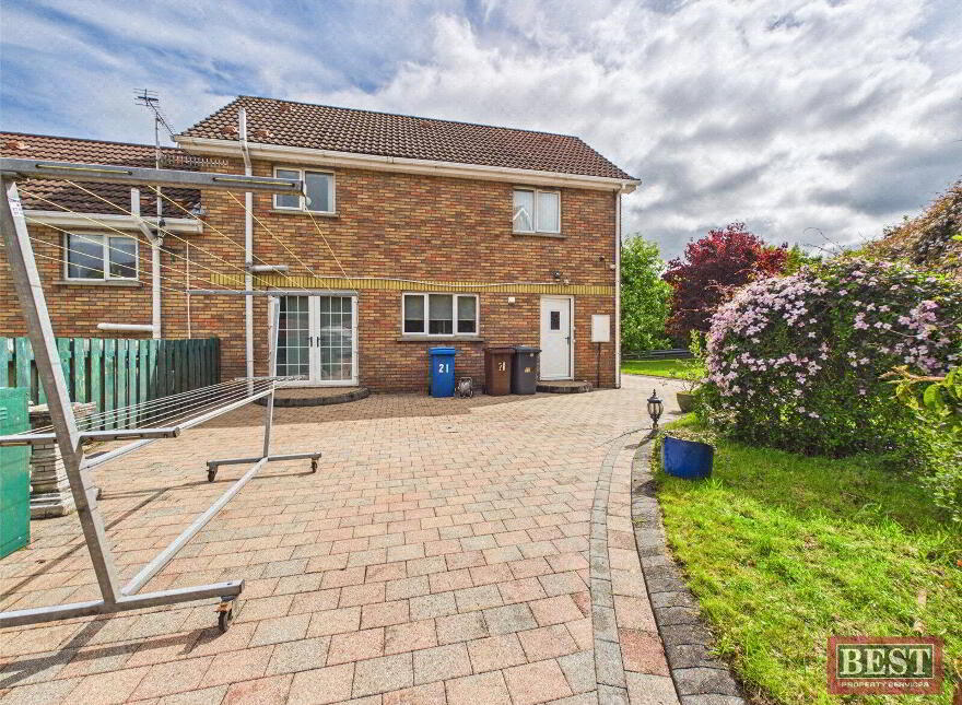 21 Cloghoge Heights, Newry, BT35 8BA