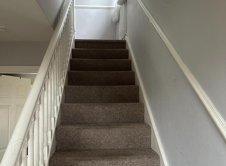 14 Rossview, Lisnaskea, BT92 0LH